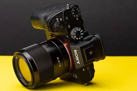 لنز دوربین FE 35 mm F1.8